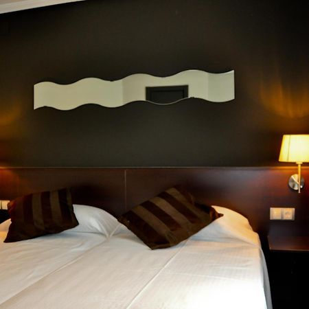Hostal La Rotonda أورينس المظهر الخارجي الصورة