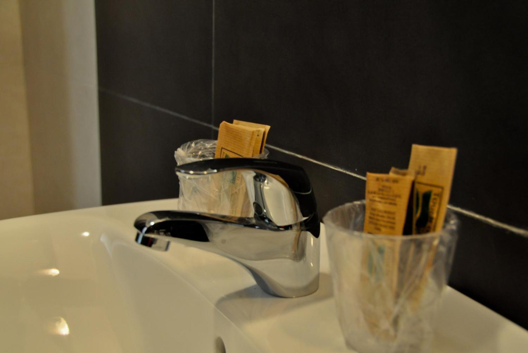 Hostal La Rotonda أورينس المظهر الخارجي الصورة