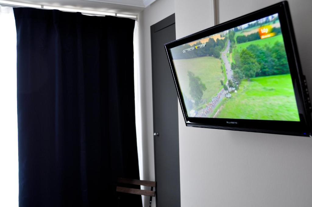 Hostal La Rotonda أورينس الغرفة الصورة